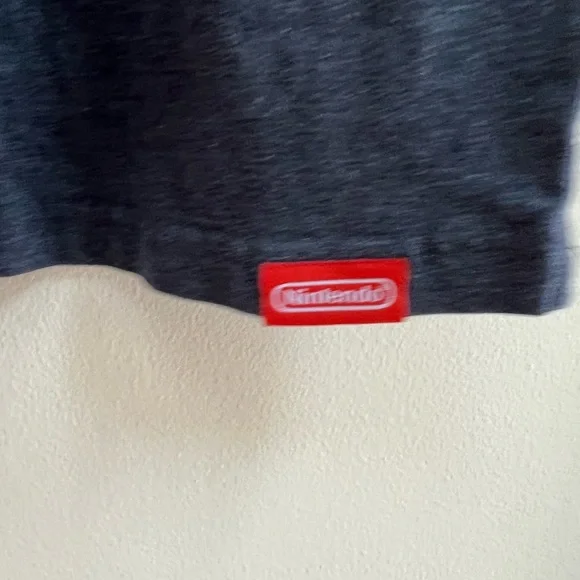 Nintendo NYC official Men’s Small T Shirt - Picture 4 of 5